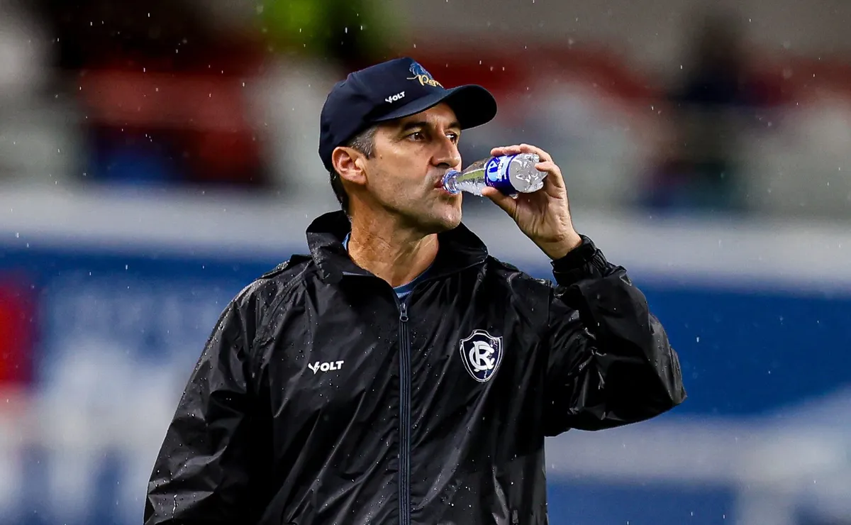 Léo Condé explica empate em Remo x Vasco e revela como Renato travou o jogo