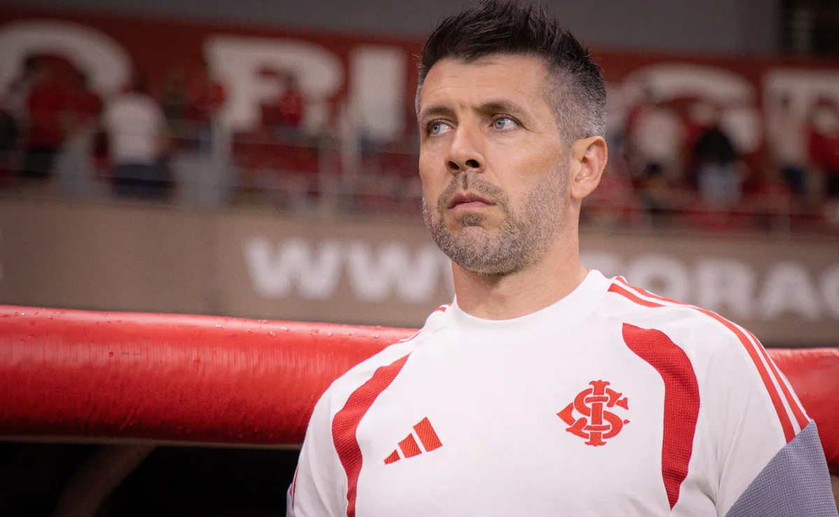 Pezzolano banca Alan Patrick no Internacional após críticas no Gre-Nal: “Futebol é momento”