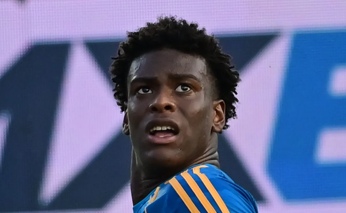 Jonathan Jesus ganha espaço com Artur Jorge no Cruzeiro e pode alcançar marca importante contra o Bragantino