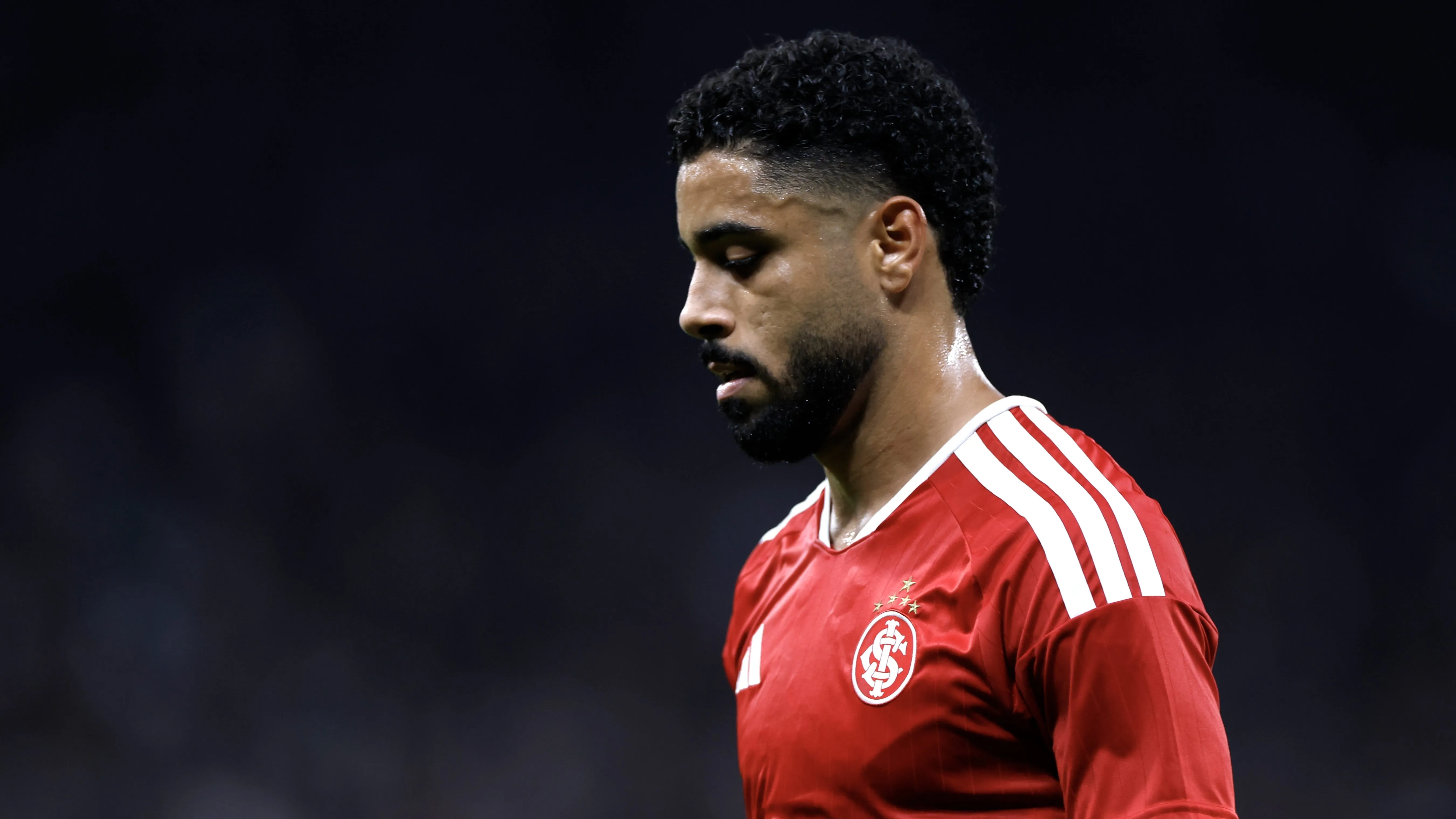Matheus Bahia jogador do Internacional durante partida contra o Corinthians no estadio Arena Corinthians pelo campeonato Brasileiro A 2026. Foto: Marcello Zambrana/AGIF