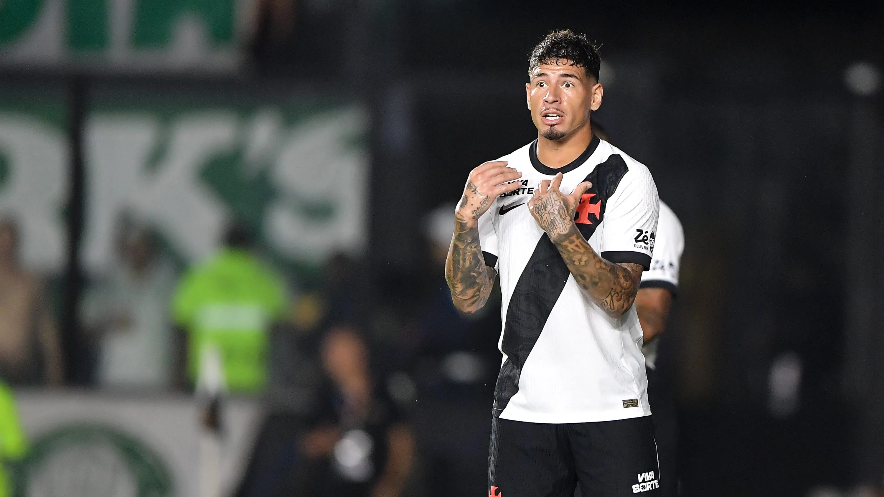 Saldivia jogador do Vasco durante partida contra o Palmeiras no estadio Sao Januario pelo campeonato [COMPETICAO]. Foto: Thiago Ribeiro/AGIF
