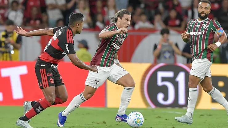 Fluminense e Flamengo fizeram um clássico disputado no Maracanã