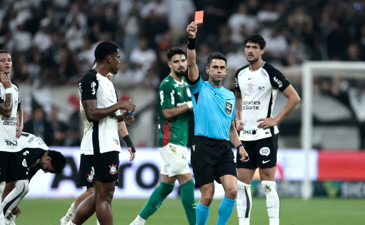 Expulsões de André e Matheuzinho comprometem estratégia do Corinthians no Derby com o Palmeiras