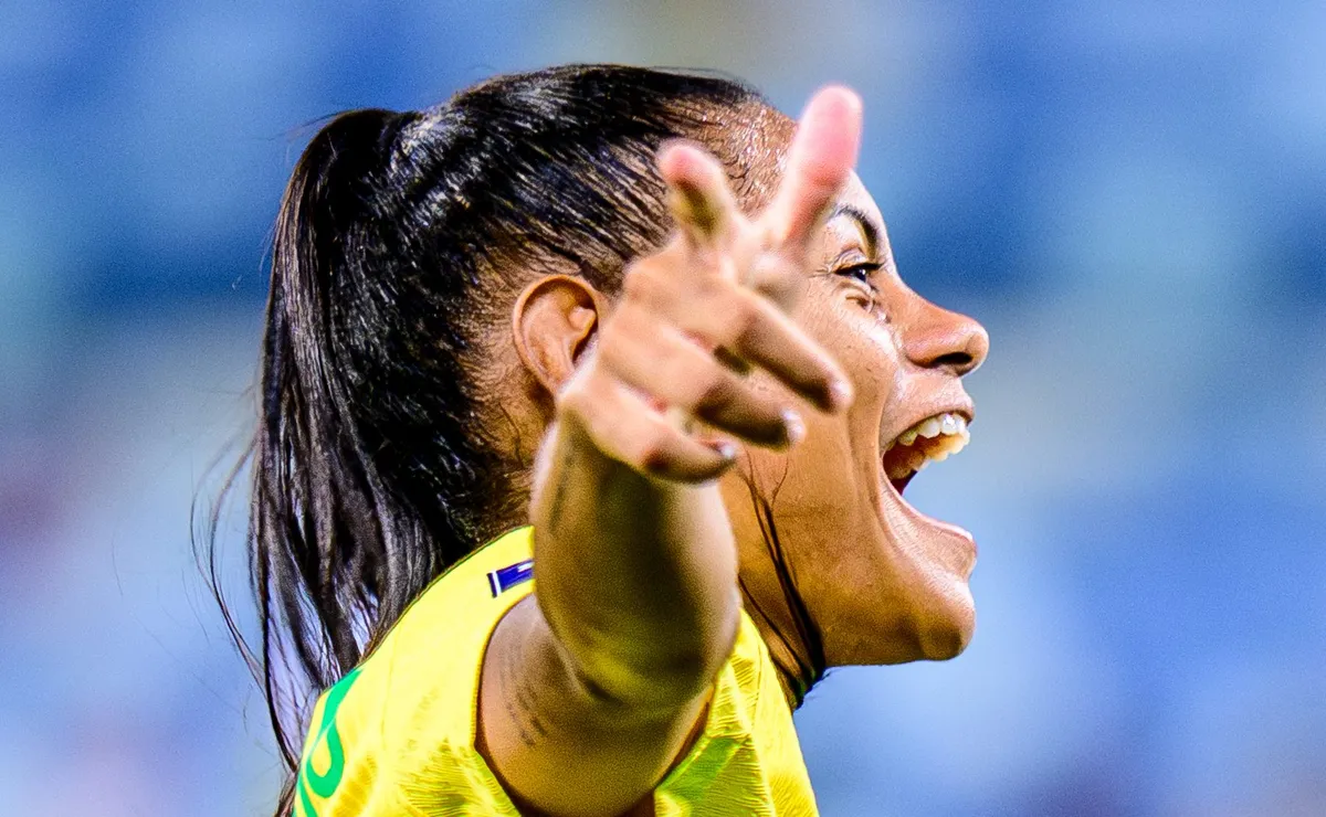 Seleção Brasileira Feminina alcança 100 gols sob comando de Arthur Elias