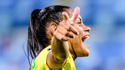 Comemoração de gol histórico na era Arthur Elias. Foto Tainá Maranhão comemora gol no FIFA Series. Foto: Francisco Alves/AGIF