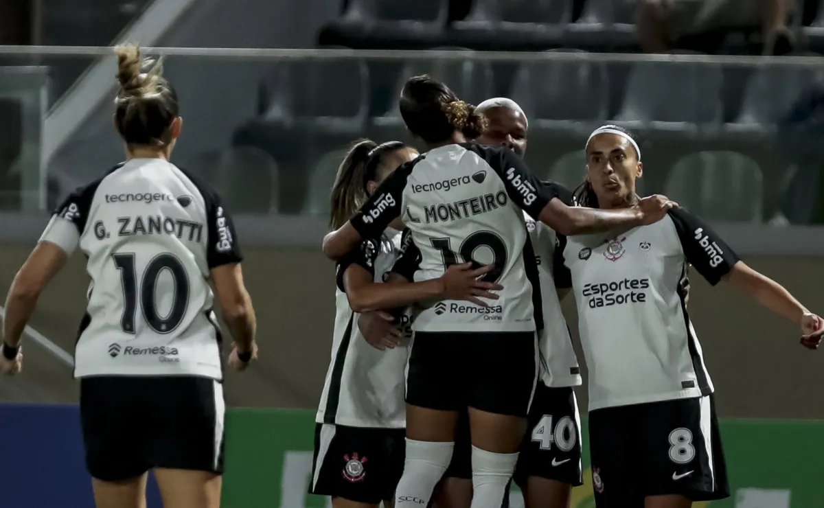 Corinthians goleia América-MEX e garante terceiro lugar na Teal Rising Cup