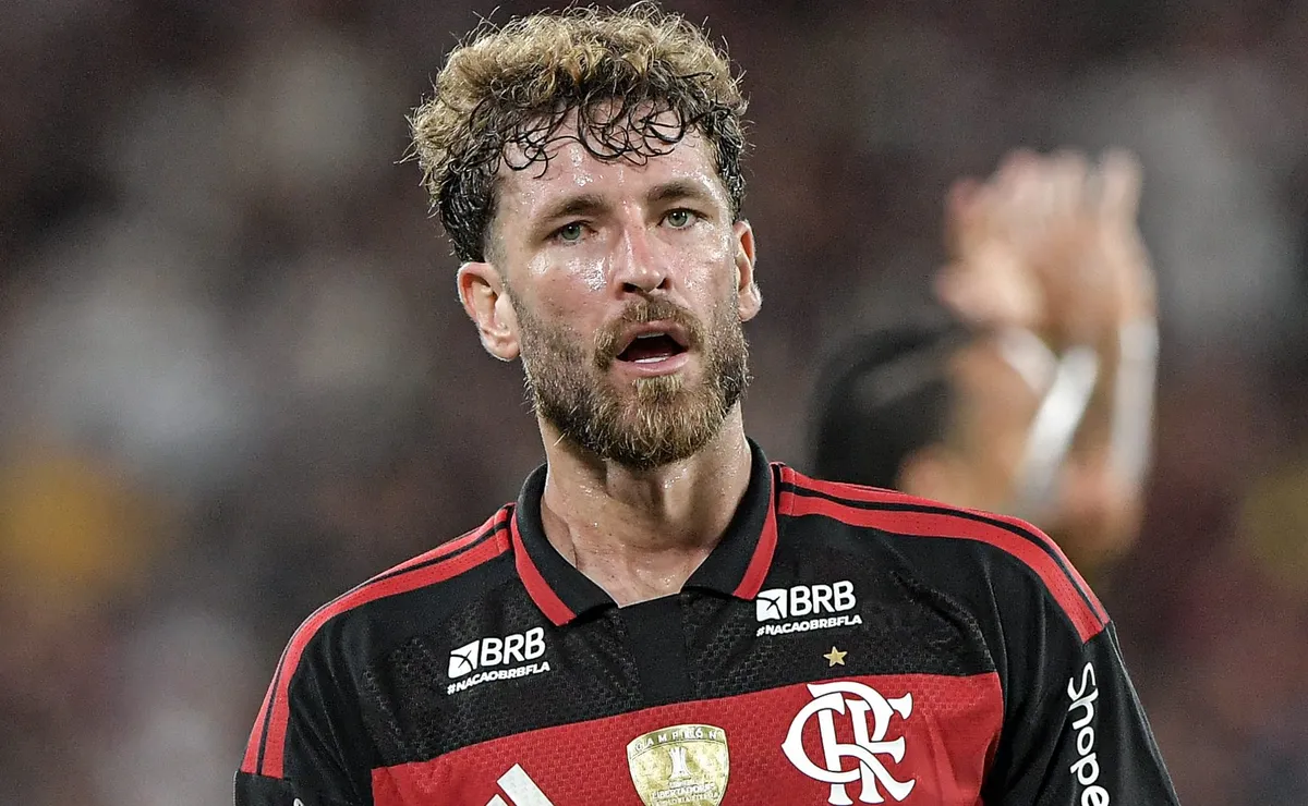Léo Pereira manda recado ao Fluminense sobre adiamento após vitória do Flamengo: “A gente fica muito grato”