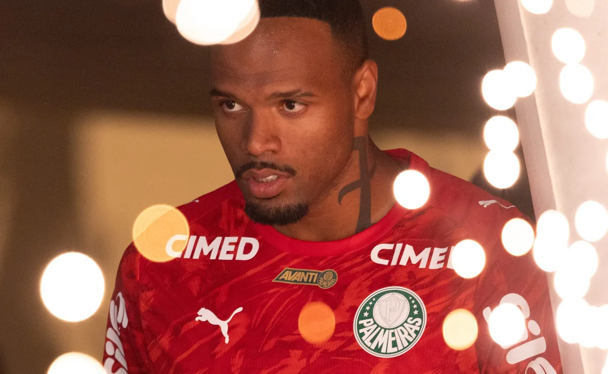 Polícia notificará Corinthians para identificar autor de injúria racial contra goleiro Carlos Miguel