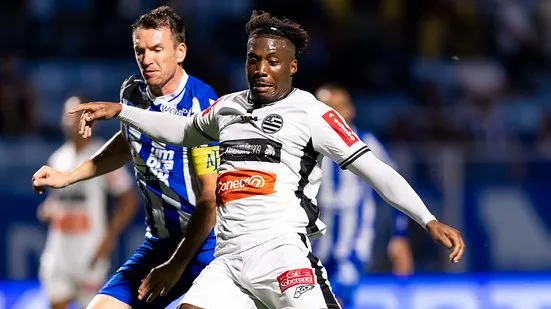 Ronaldo Tavares no Athletic. Foto: Flickr/Athletic