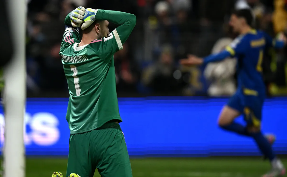 Itália ganha sobrevida e pode voltar à Copa após possível exclusão do Irã; FIFA avalia solução de última hora