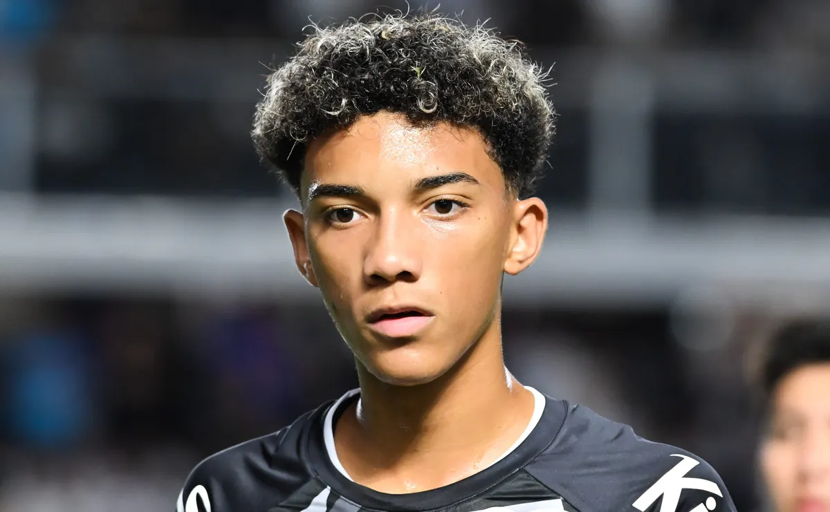 Robinho Jr titular do Santos tem atenção especial revelada por Cuca: “Vamos valorizando a prata da casa”