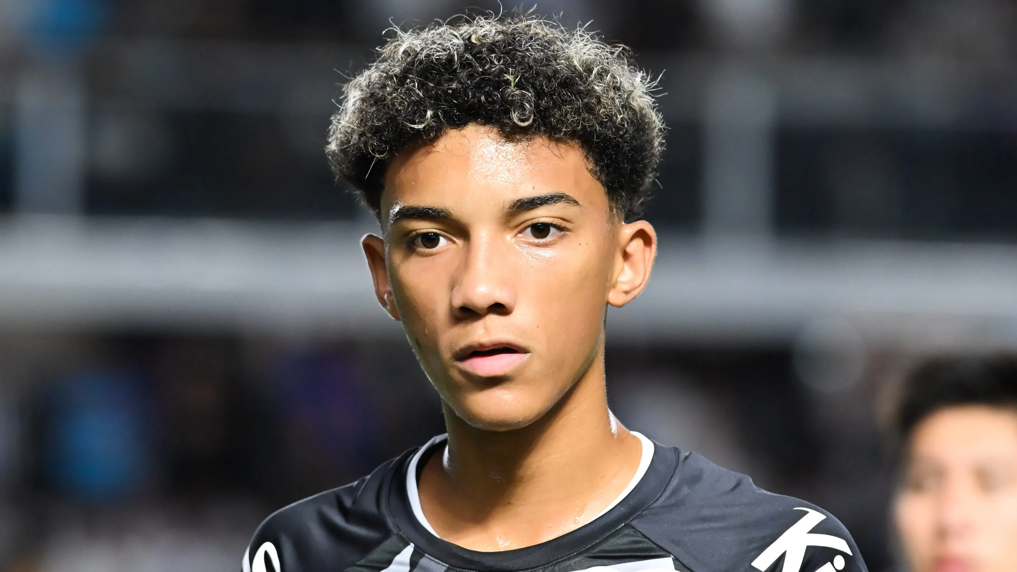 Robinho Jr deve ganhar mais chances - Foto: Jota Erre/AGIF.