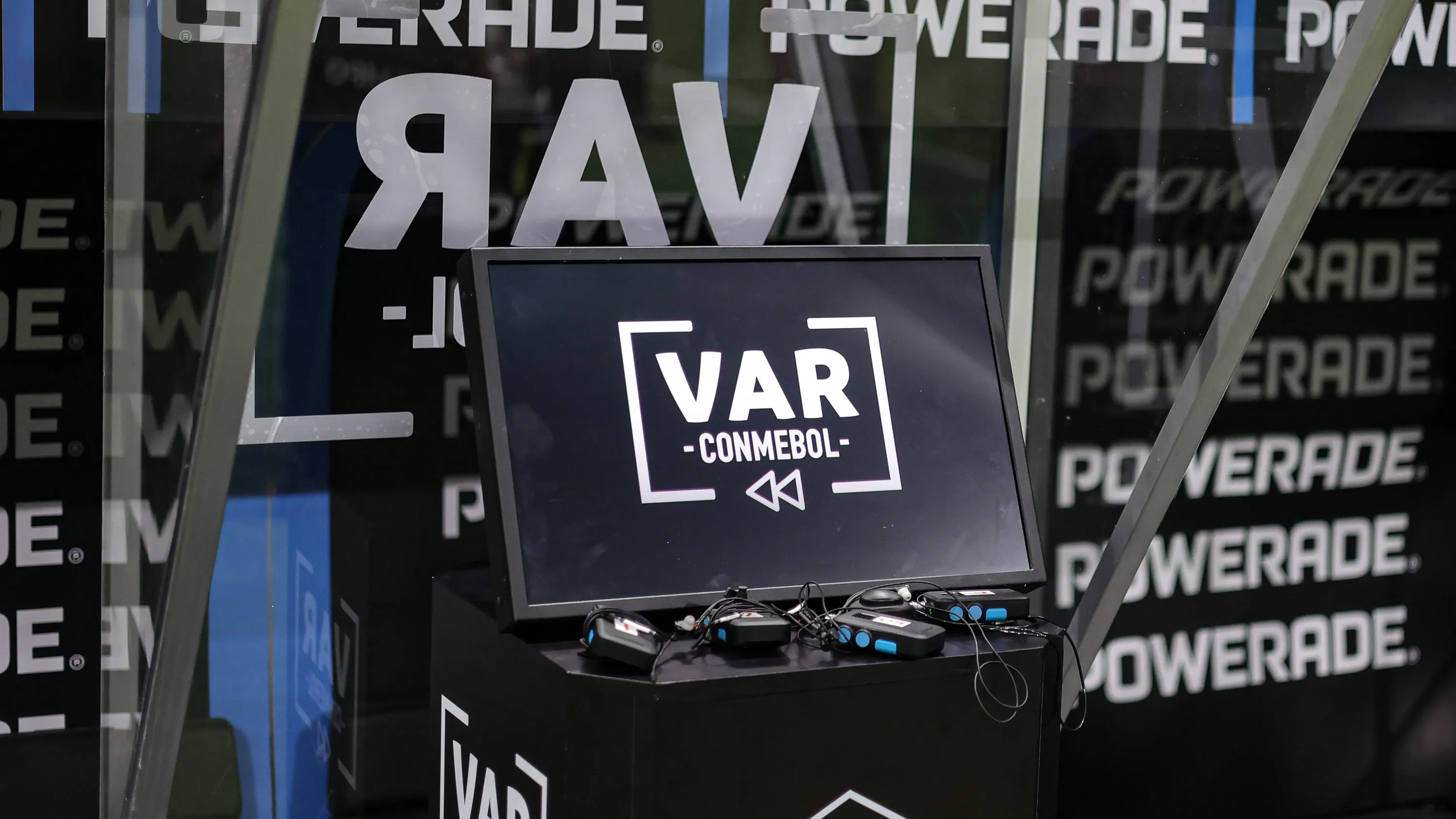 Bolivianos comandam a estreia do Grêmio na Arena pela Sul-Americana 2026 – Foto: Gilson Lobo/AGIF