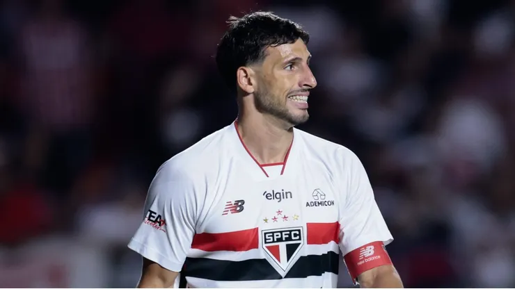 Calleri em campo pelo Tricolor. Foto: Marcello Zambrana/AGIF