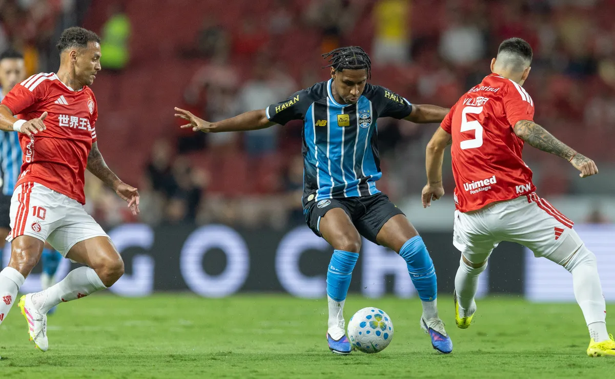 Observadores da Seleção se assustam com atuação do Grêmio no Gre-Nal 452