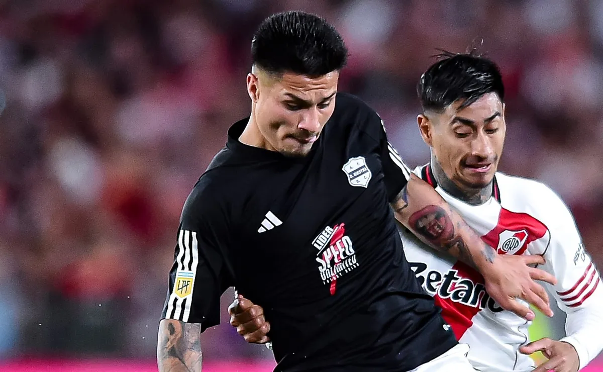 Adversário do Grêmio, Deportivo Riestra aposta em jogo direto e pouca posse na Copa Sul-Americana