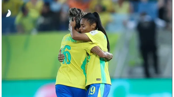 Tainá Maranhão vive fase artilheira e exalta respaldo na Seleção