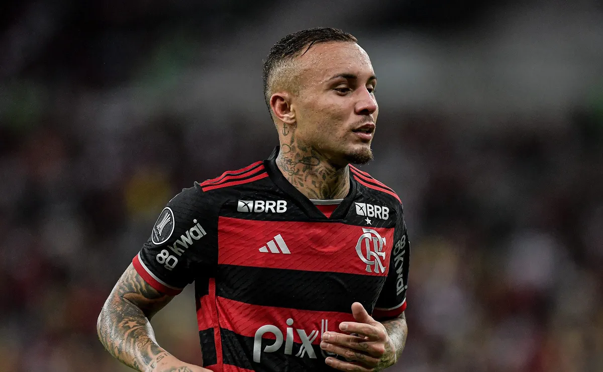 Grêmio faz sondagem por Everton Cebolinha e terá concorrências pelo atacante do Flamengo