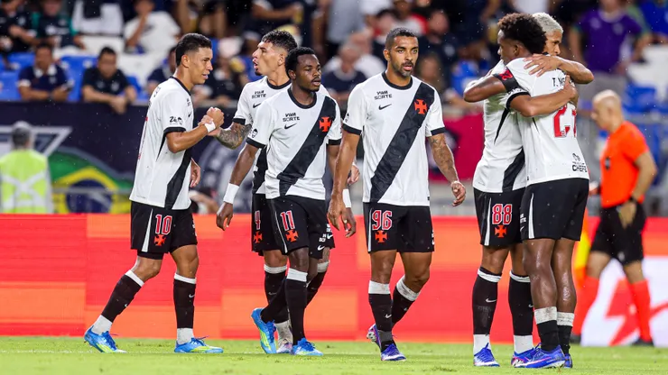 Andrés Gómez jogador do Vasco comemora seu gol durante partida contra o Remo no estadio Mangueirao pelo campeonato Brasileiro A 2026. Foto: Fernando Torres/AGIF