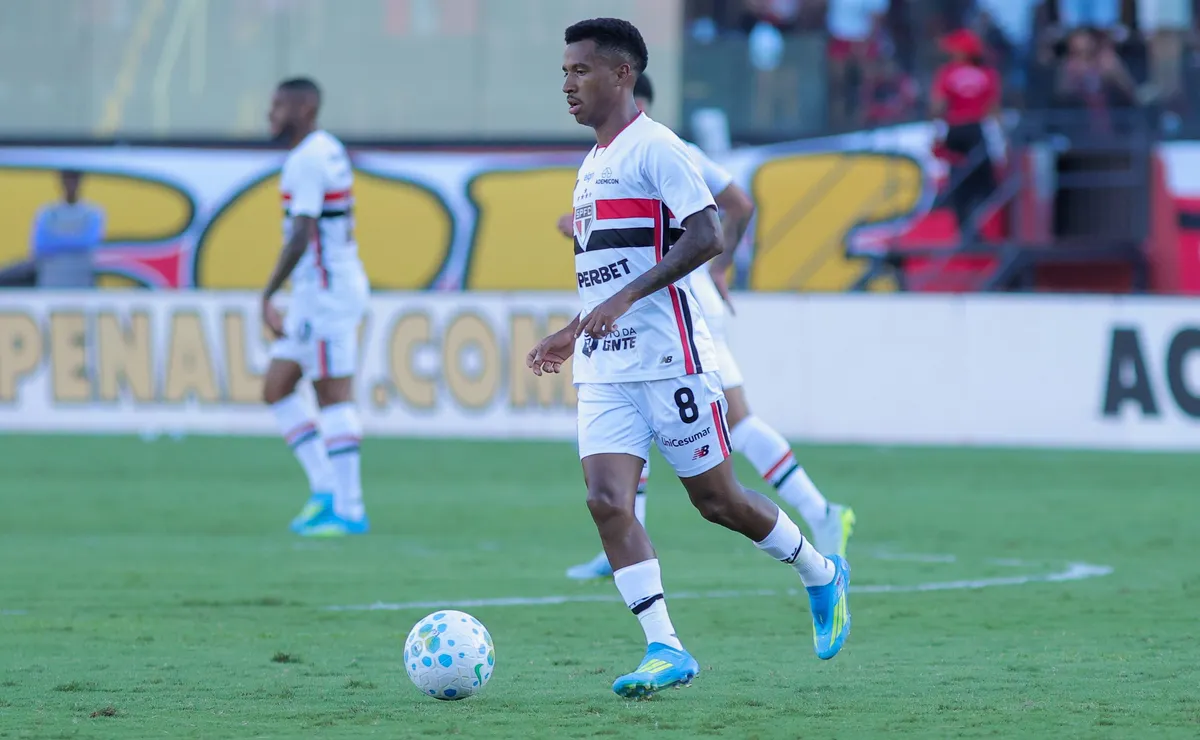 São Paulo aguarda exames de Marcos Antônio, vê lesão leve e projeta desfalque contra o Vasco