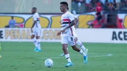 Marcos Antonio jogador do Sao Paulo durante partida contra o Vitoria no estadio Barradao pelo campeonato Brasileiro A 2026. Foto: Marcio Jose/AGIF