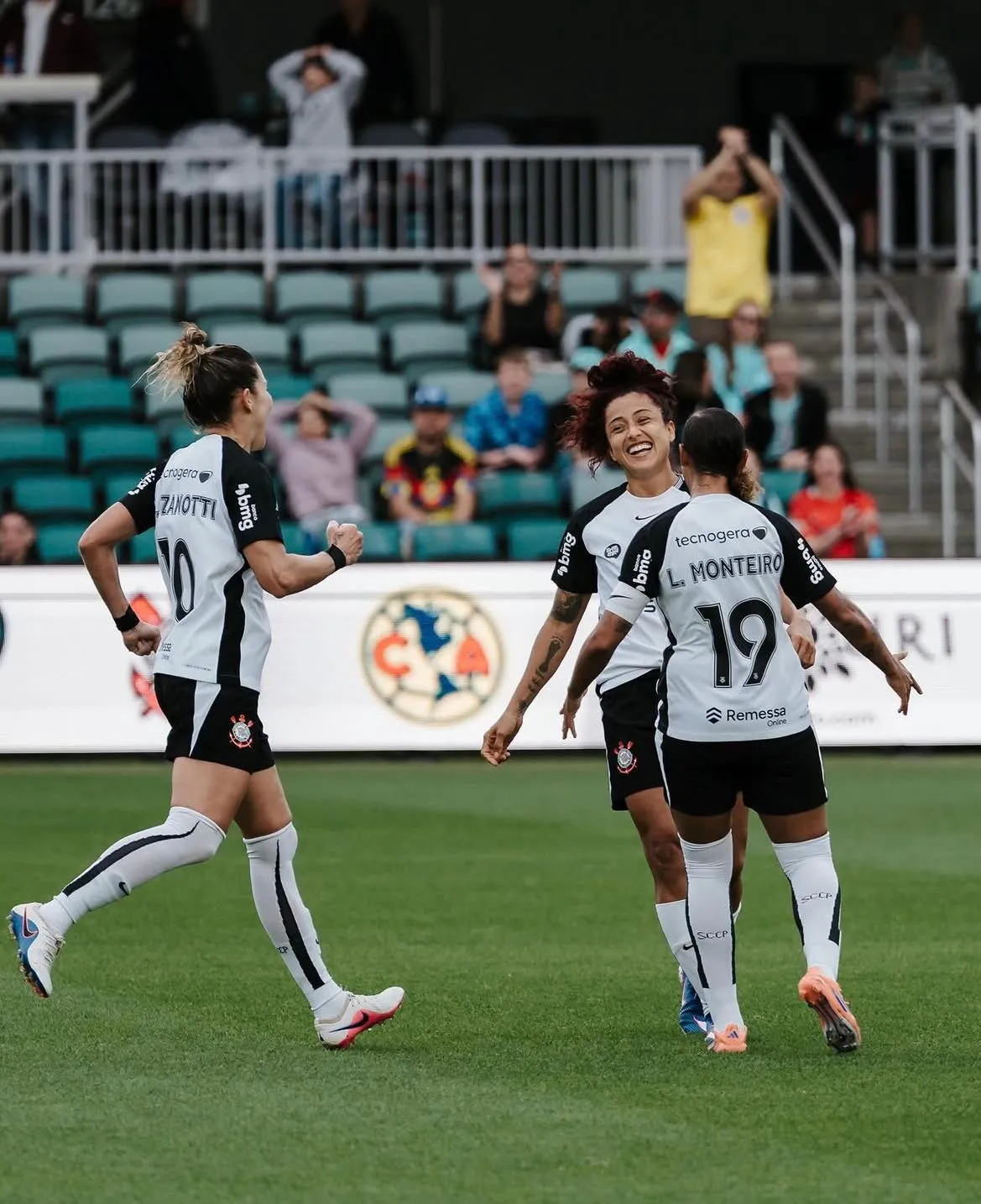 Comemoração na Teal Rising Cup. Foto Foto: Reprodução/@asbrabas