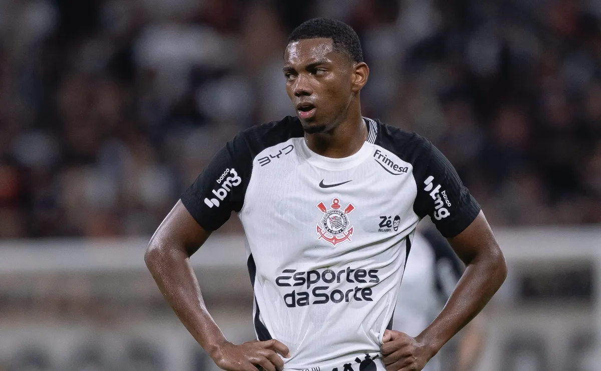 Craque Neto se revolta com André após nova expulsão no Corinthians: “Quase quebrou a perna”