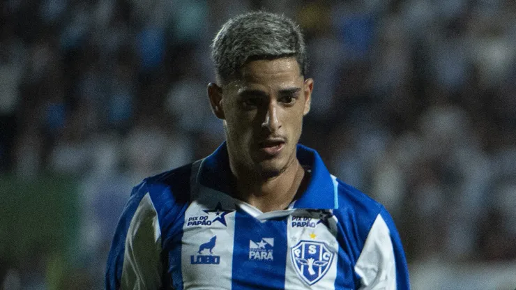 Flamengo se aproxima da contratação de Pedro Henrique. Foto: Anderson Romão/AGIF