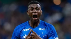 MG - BELO HORIZONTE - 12/04/2026 - BRASILEIRO A 2026, CRUZEIRO X BRAGANTINO - Neiser jogador do Cruzeiro comemora seu gol durante partida contra o Bragantino no estadio Mineirao pelo campeonato Brasileiro A 2026. Foto: Alessandra Torres/AGIF