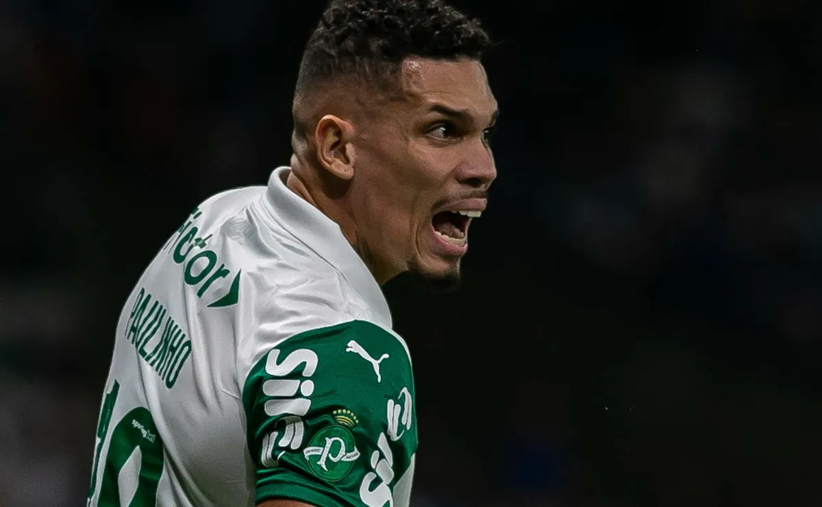 Com possível retorno de Paulinho, confira a provável escalação do Palmeiras contra o Bragantino