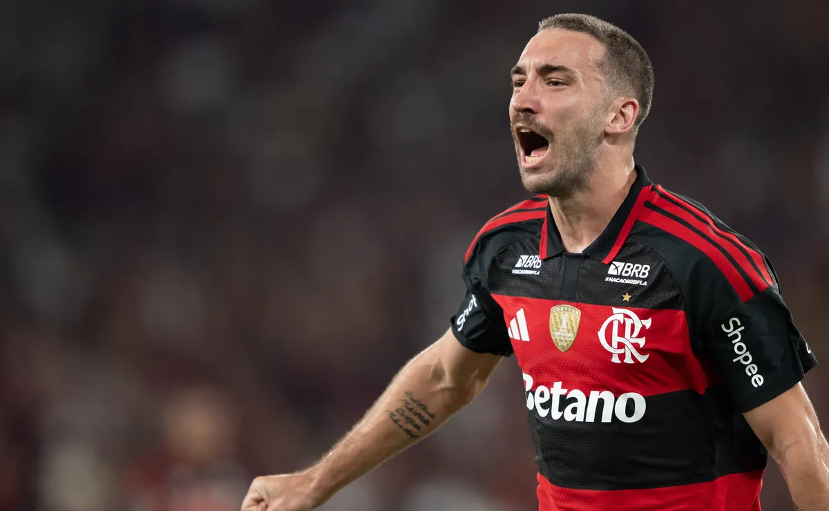 Léo Ortiz ganha moral no Flamengo, reage às críticas e afasta interesse do RB Leipzig