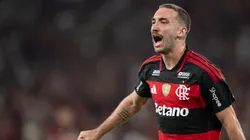 RJ - RIO DE JANEIRO - 05/04/2026 - BRASILEIRO A 2026, FLAMENGO X SANTOS - Leo Ortiz jogador do Flamengo comemora seu gol anulado pelo var durante partida contra o Santos no estadio Maracana pelo campeonato Brasileiro A 2026. Foto: Jorge Rodrigues/AGIF