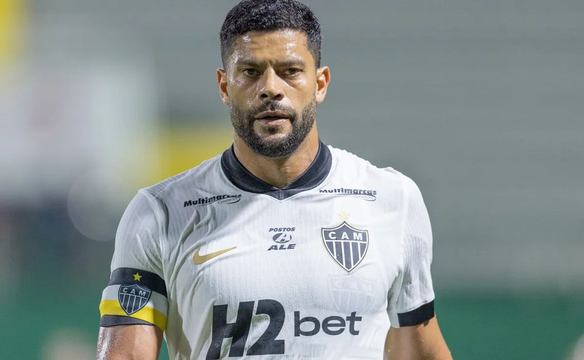 Hulk crê em propostas e aguarda o aval do Atlético-MG para ser negociado no mercado