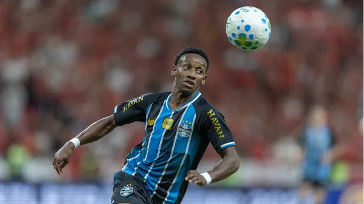 Gabriel Mec em campo pelo Grêmio. Foto: Liamara Polli/AGIF