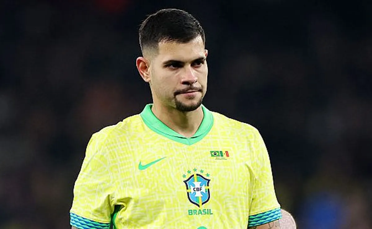 Bruno Guimarães se recupera de lesão, mas caxumba preocupa médicos da Seleção Brasileira