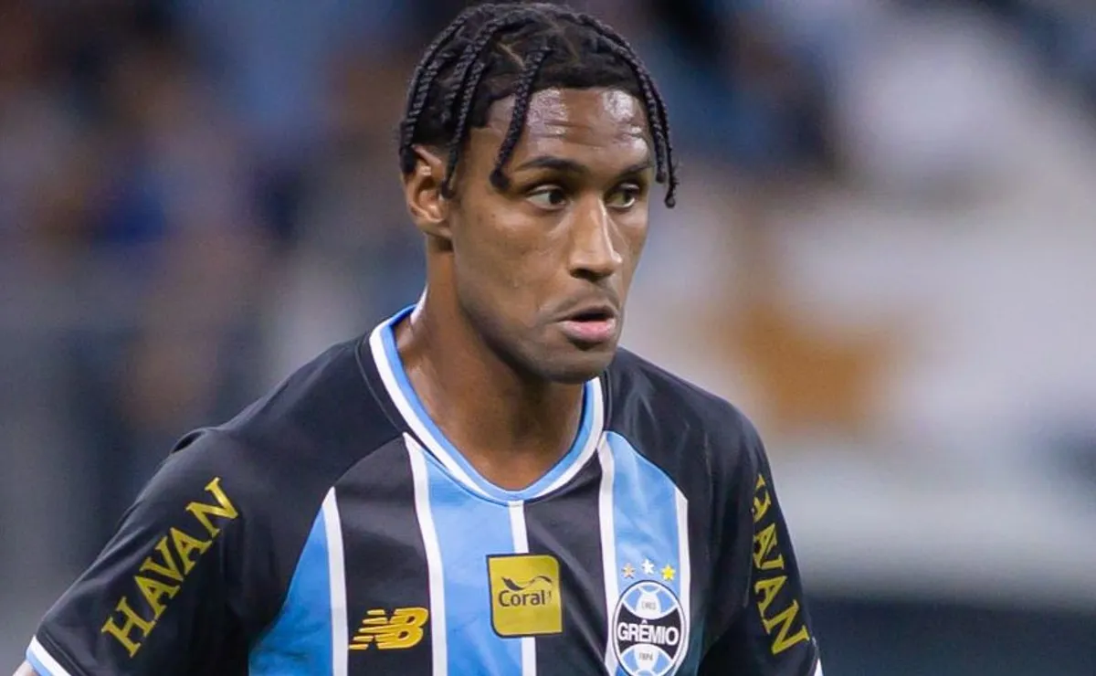 Tetê e Enamorado disputam vaga na equipe titular do Grêmio contra o Deportivo Riestra