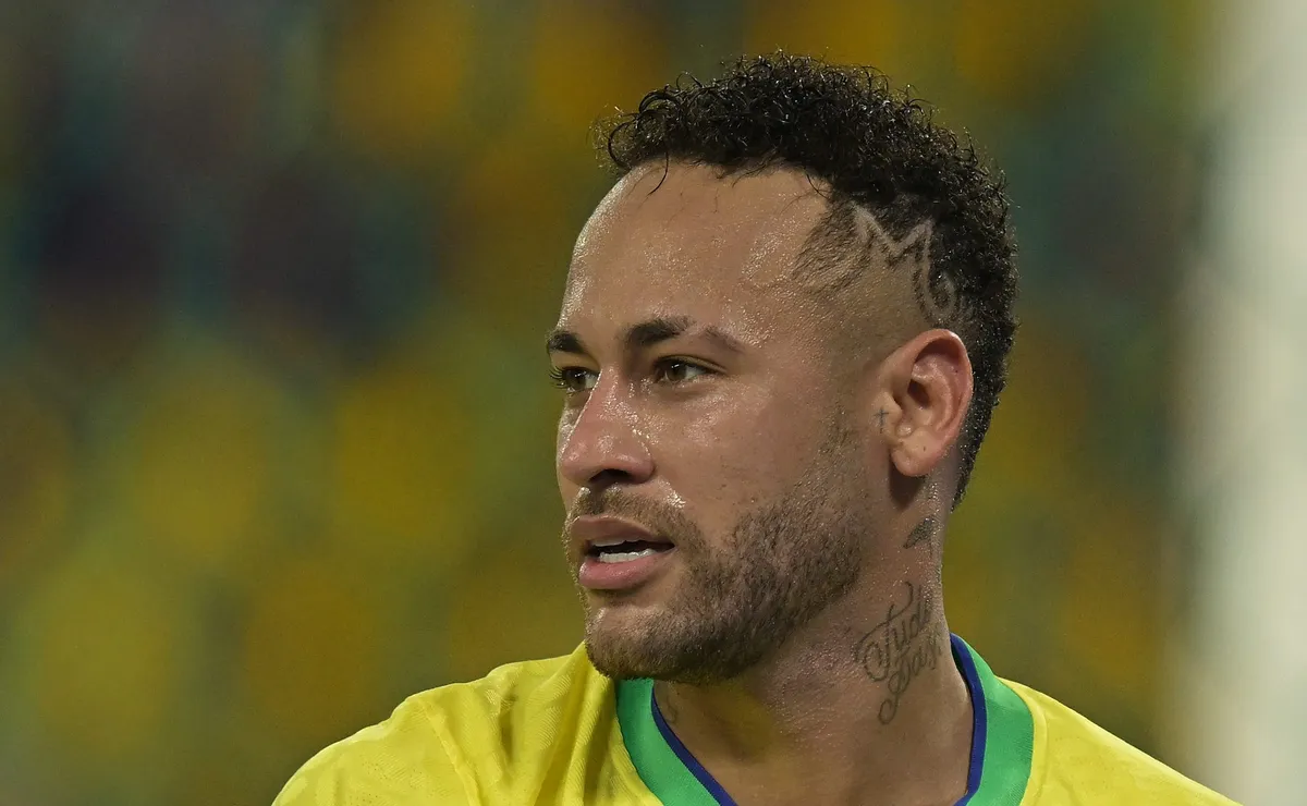 Patrocinadores e CBF não fazem pressão por convocação de Neymar e Ancelotti mantém mistério na Seleção