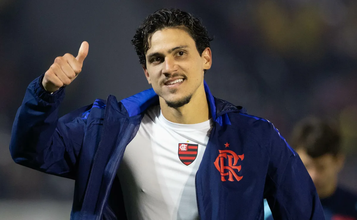 Flamengo age rápido para blindar Pedro e avança em conversas para renovar até 2029