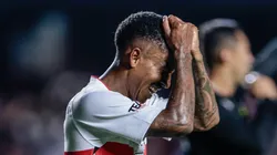 Marcos Antonio jogador do Sao Paulo lamenta durante partida contra o Cruzeiro no estadio Morumbi pelo campeonato Brasileiro A 2026.