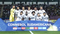 Time titular do Galo na estreia do torneio