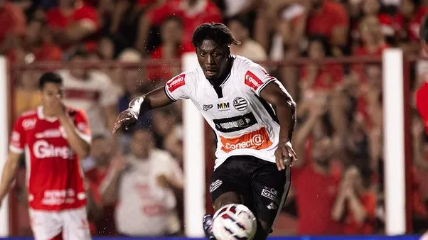 Ronaldo Tavares, alvo do Inter. Foto: Mateus Dutra/Athletic