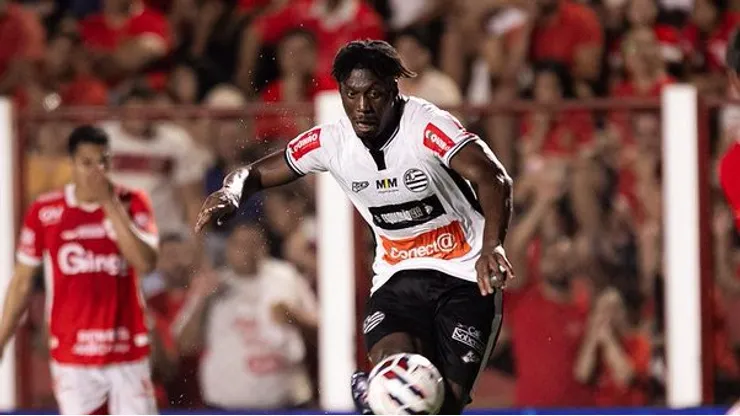 Ronaldo Tavares, alvo do Inter. Foto: Mateus Dutra/Athletic