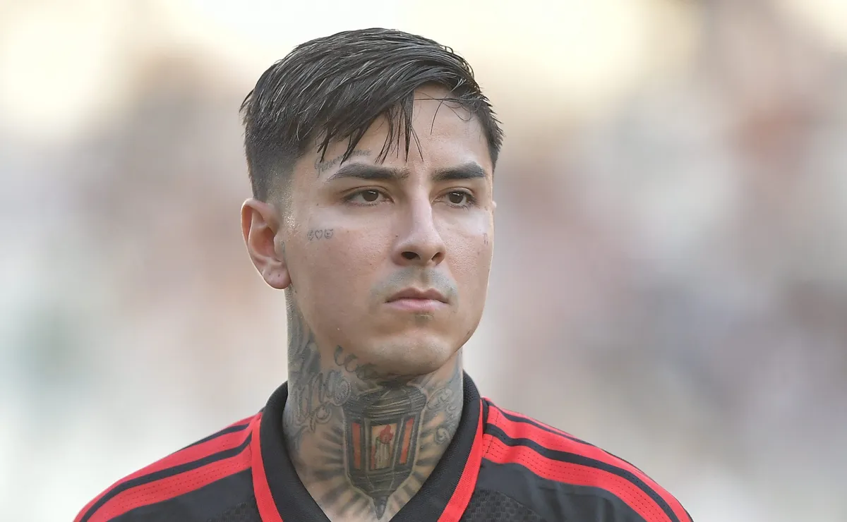 Pulgar se desculpa internamente por expulsão e busca volta por cima na temporada do Flamengo