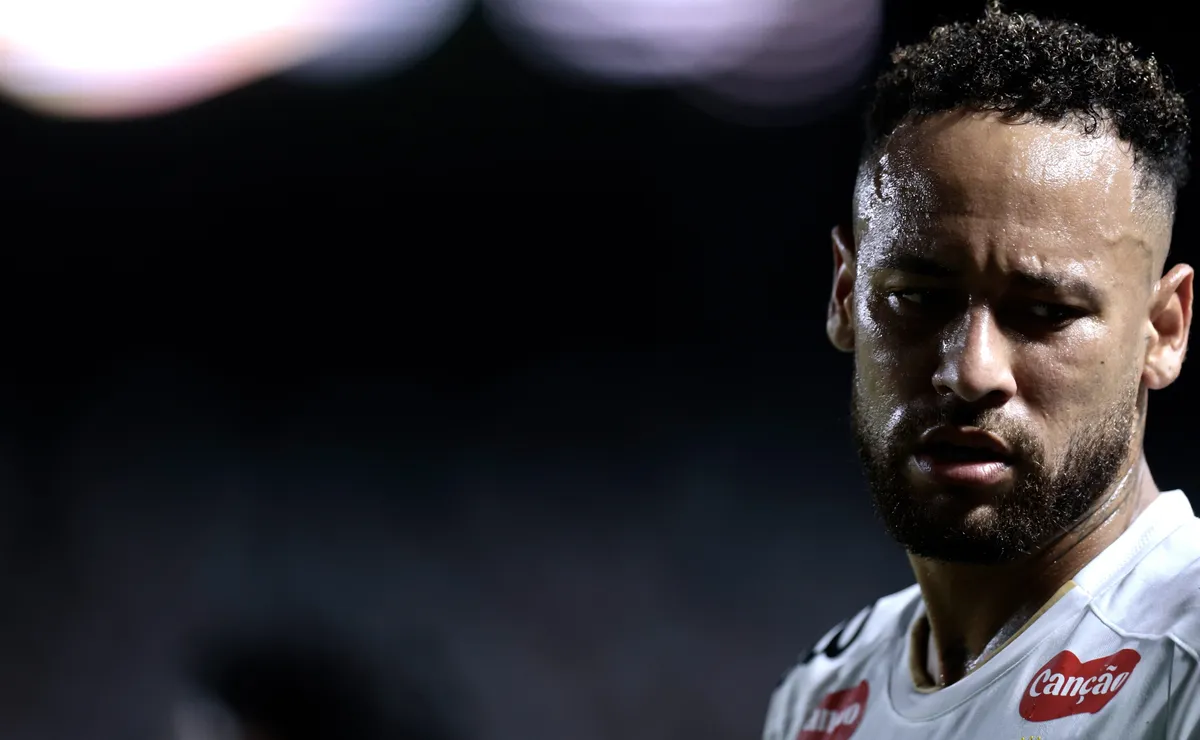 Torcedor do Santos faz forte desabafo após discussão quente com Neymar: “Se não quer mais, mete o pé”