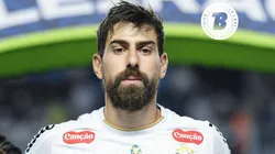 Apesar de erro crasso contra o Recoleta, Luan Peres deve ficar no time titular contra o Fluminense - Foto: IMAGO / Sports Press Photo