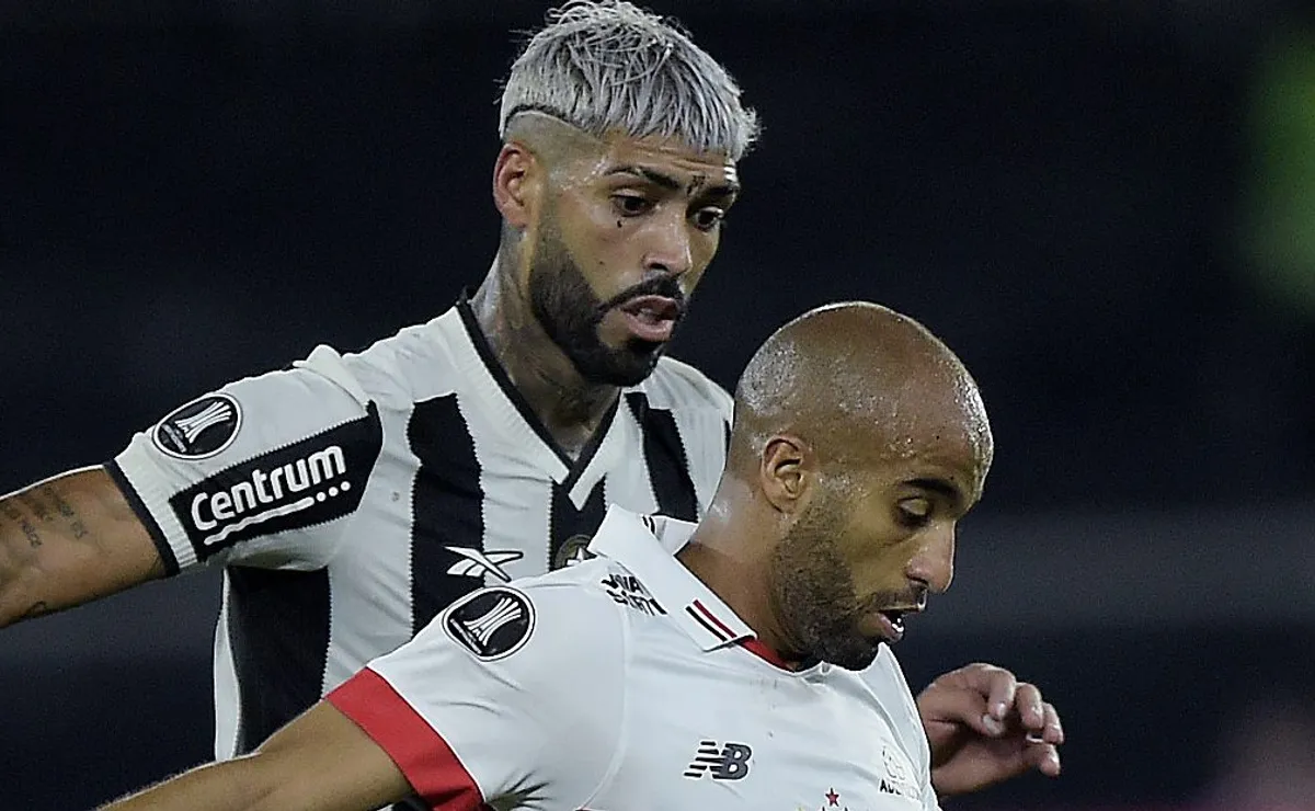 André Hernan confirma interesse do São Paulo em Barboza, do Botafogo: “Dei uma checada nessa história”