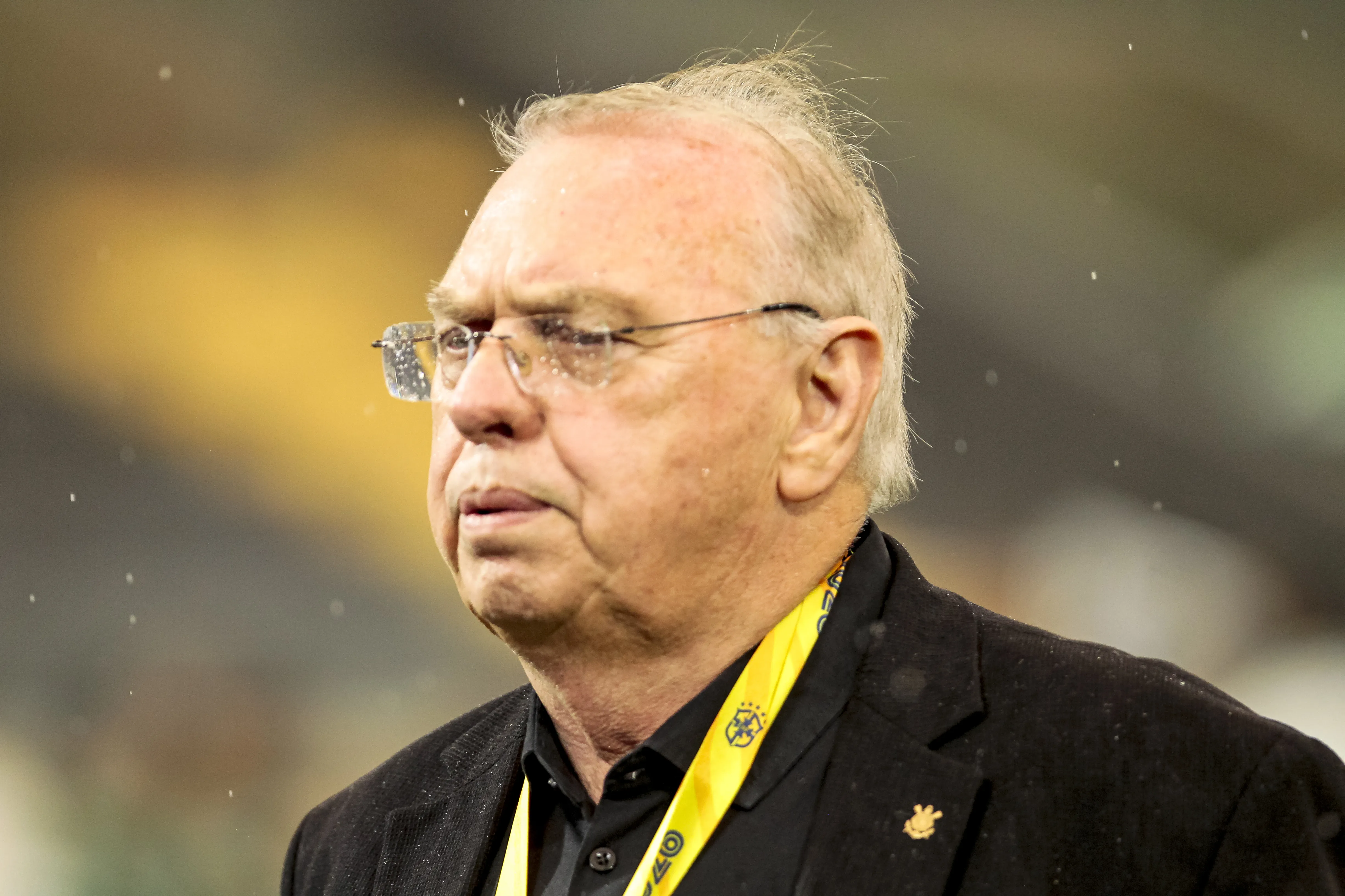 SP – BARUERI – 07/02/2026 – SUPER COPA DO BRASIL FEMININO 2026, PALMEIRAS X CORINTHIANS – Osmar Stabile presidente do Corinthians lamenta durante partida contra o Palmeiras no estadio Arena Barueri pelo campeonato Super Copa Do Brasil Feminino 2026. Foto: Marco Miatelo/AGIF