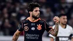 Yuri Alberto comemora gol em Platense x Corinthians na Libertadores. (Photo by Marcelo Endelli/Getty Images)
