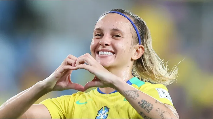 Vitória Calhau comemora primeiro gol com a Amarelinha. Foto: Lívia Villas Boas/CBF