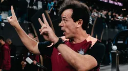 Fernando Diniz, técnico do Corinthians, durante partida contra o Santa Fe no estádio Arena Corinthians pelo campeonato Copa Libertadores 2026. Foto: Guilherme Veiga/RP FOTOPRESS/AGIF